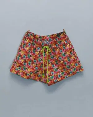 Shorts masculino Naps na estampa Bright Summer, em tecido 100% algodão e modelagem solta