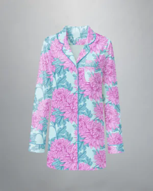 Camisola manga longa feminina Naps na estampa Bouquet Celeste, em tecido 100% algodão com toque acetinado e modelagem solta