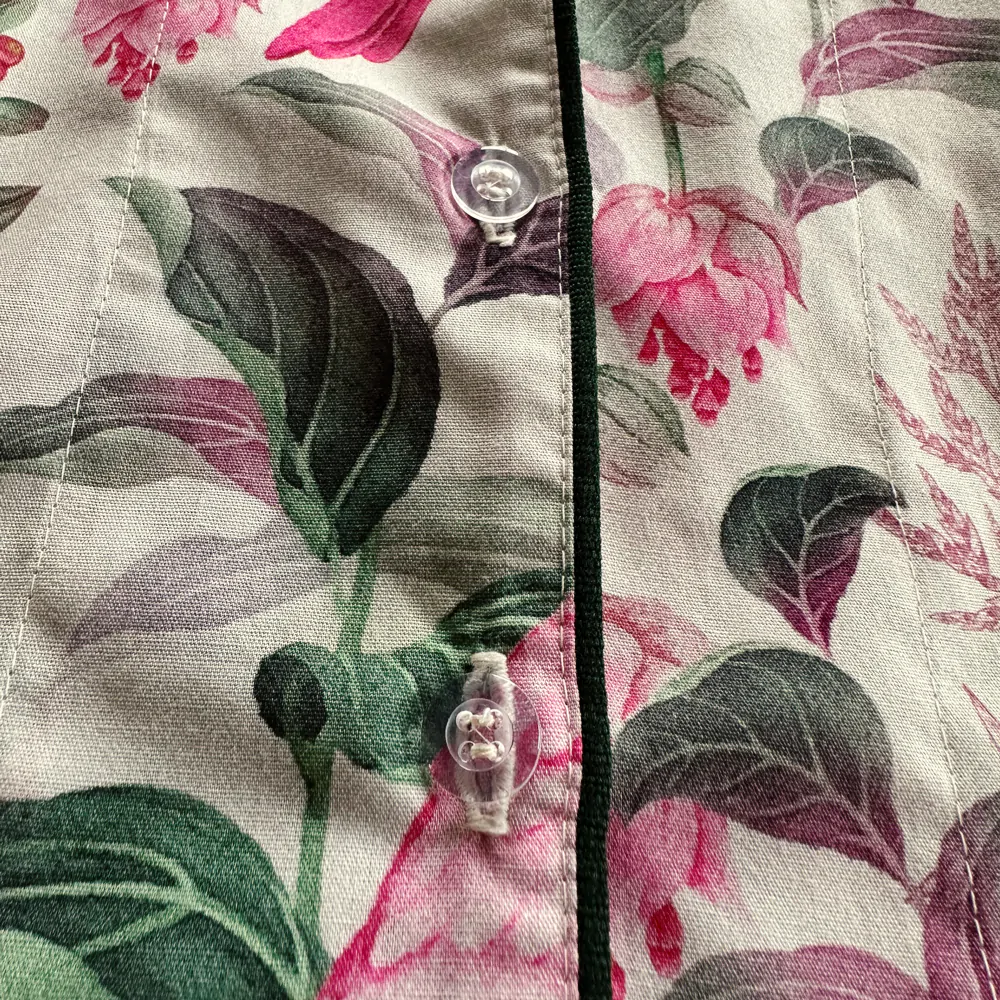 Pijama feminino Voo Sereno manga curta e shorts - Imagem 4