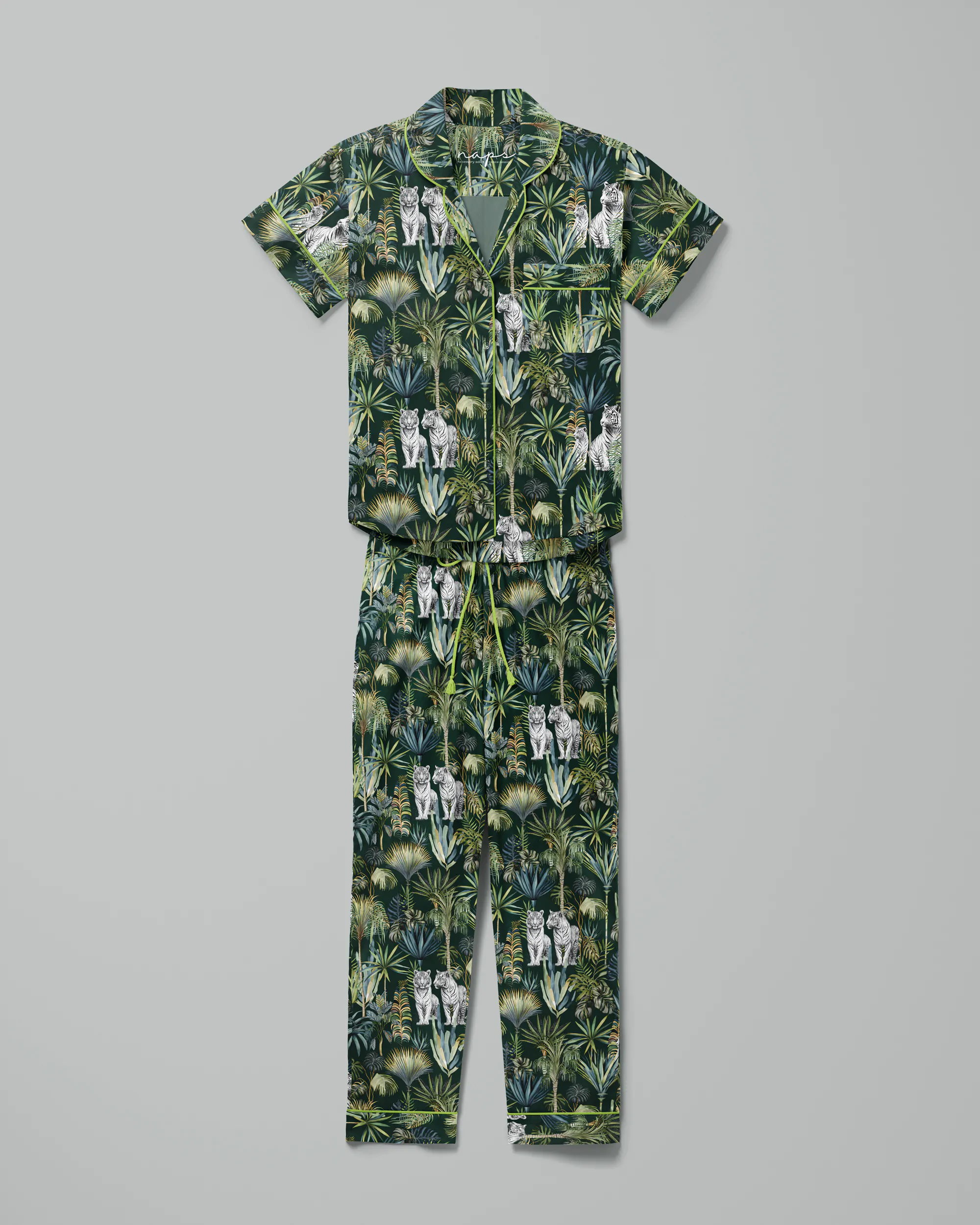 Pijama feminino Natureza Selvagem manga curta e calça