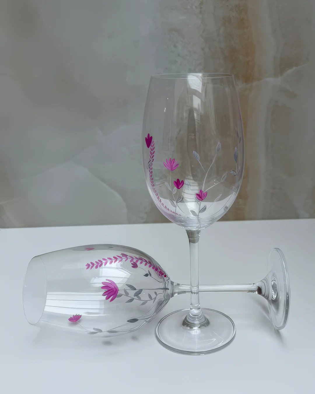 Taça de Cristal pintada à mão Lilies Iceberg 480 ml